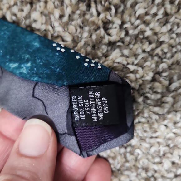 Vintage World Wildlife Fund 1991 Humpback Whale 100% Silk Mens Tie - Picture 6 of 10